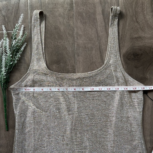 🔥4 for $25🔥 FOREVER 21 silver champagne bodycon dress - NEW with tags - Picture 4 of 10